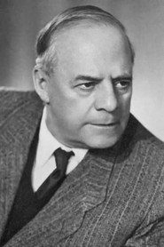 Photo of Leonid Vivyen as Yuri Sergeevich Rostovtsev
