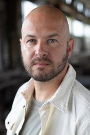 Photo of Stan Van Samang as Steve Van Hamel