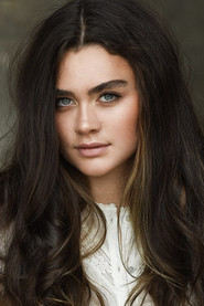 Photo of Lola Flanery as Jenna