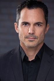 Photo of Manuel Rafael Lozano as Larry