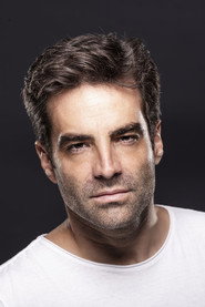 Photo of Fernando del Corral as Carlos