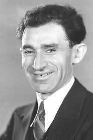 Photo of Jesse De Vorska as Irving