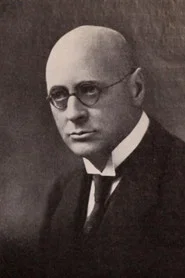 Photo of Carl Wallauer