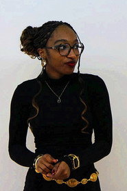 Photo of Sophanie Geran as Carrie