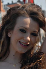 Photo of Jade Summers as Städerskan Molly
