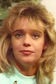 Photo of Iris Cash as Tochter Iris