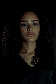 Photo of Ana Luiza Lira as Jade