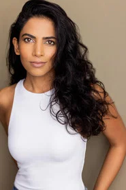 Photo of Roshni Shukla as Roshan Karim