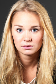 Photo of Katharina Ursinus as Luisa Brand