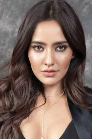 Photo of Neha Sharma as Photoshoot Model (Cameo)