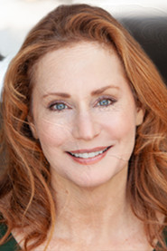 Photo of Julie Kendall as Elizabeth