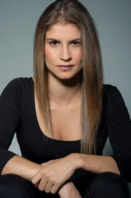 Photo of Inês Patrício as Amélia