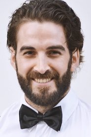 Photo of Jota Castellano as Técnico teatro