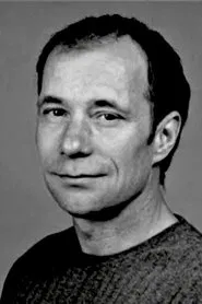 Photo of Lee Hartley as Larry
