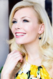Photo of Tabby Delarosby as Courtney Reed