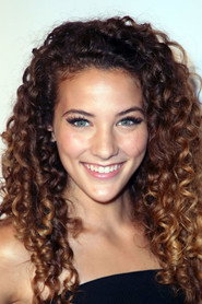 Photo of Sofie Dossi as Dani