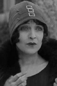 Photo of Julie Leonard as Caramel