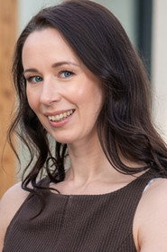 Photo of Ronya Rabe