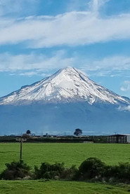 Photo of Te Kāhui Tupua Taranaki Mounga as Subject