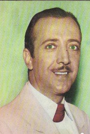 Photo of Emilio Tuero as Roberto Mijares