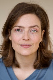 Photo of Clara Immel as Uma