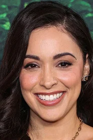 Photo of Tamara Almeida as Luna Alvarez