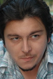 Photo of Emre Erkan as Mete