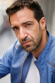 Photo of Alberto Mateo as David Batres