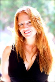 Photo of Rachel Oliva as Sandy