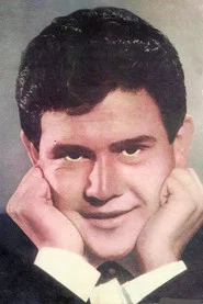 Photo of Leo Dan as Leonardo Martínez Alba