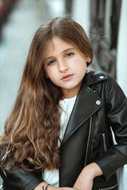 Photo of Paulina Fenoy as Estrella
