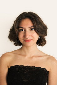 Photo of Pietra Mihok as Clarice Lispector