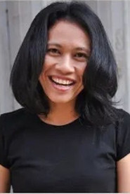 Photo of Nik Waheeda as Mama