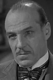 Photo of Rollo Lloyd as Henry Crumm