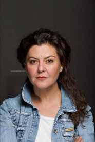 Photo of Isabela Neamțu as Irina
