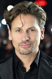 Photo of Pau Masó as Aleksandr