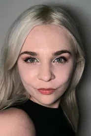 Photo of Ellie Shou