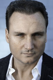 Photo of Charlie Sara as Richard Matt