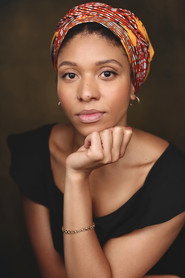 Photo of Hannah Sinclair Robinson as Grete