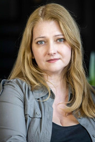 Photo of Laëtitia Richard as Jeanne Doré