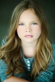 Photo of Violet Hicks as Lexie Bennett