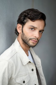 Photo of Luis Sebastián Borges as Esteban
