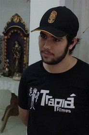 Photo of Pedro Andrade as Tomás