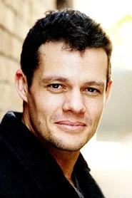Photo of Gareth Rickards as Buzz