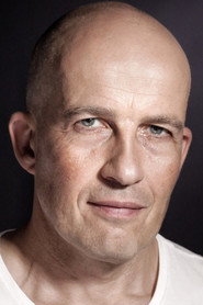 Photo of Andreas Lyon as Nomad
