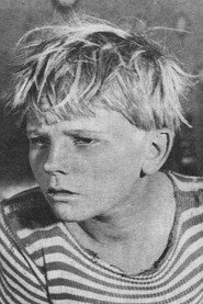 Photo of Vasyl Liudvynskyi as Pavlik, Ivan's younger son