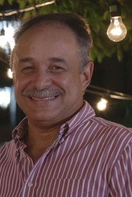Photo of Rolando Athanasiadis as Eduardo Díaz