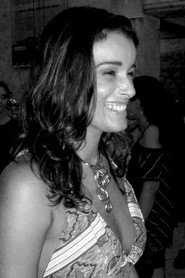 Photo of Jeanne Feijão as Suzana