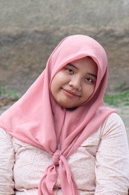 Photo of Habbatus Sholichah as Ibu