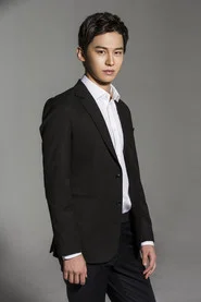 Photo of Park Chul Hyeon as Blondie